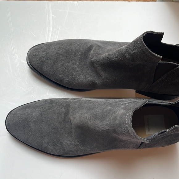Tarah Gray Suede Dolce Vita Western Ankle Boots Women’s 9.5 - Picture 9 of 13